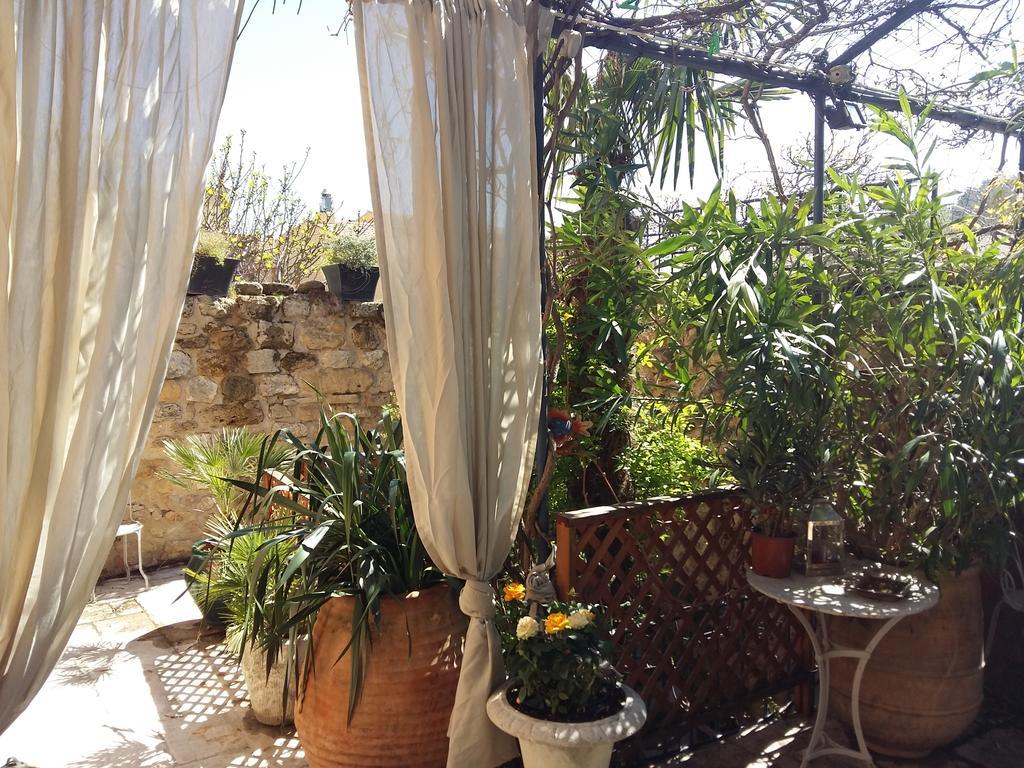 La Villageoise, Chambre Troglodyte Pitoresque Au Coeur Du Village Rognes Exterior photo